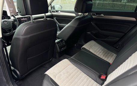 Volkswagen Passat B8 рестайлинг, 2018 год, 3 000 000 рублей, 21 фотография