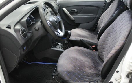 Renault Logan II, 2019 год, 630 000 рублей, 12 фотография