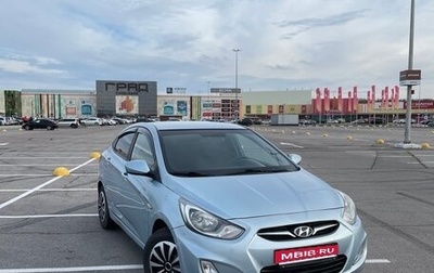 Hyundai Solaris II рестайлинг, 2012 год, 795 000 рублей, 1 фотография