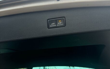 Volkswagen Tiguan II, 2018 год, 2 300 000 рублей, 11 фотография