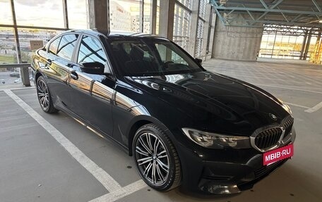 BMW 3 серия, 2019 год, 2 700 000 рублей, 4 фотография