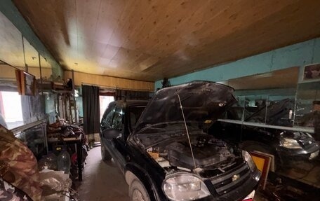 Chevrolet Niva I рестайлинг, 2005 год, 175 000 рублей, 7 фотография