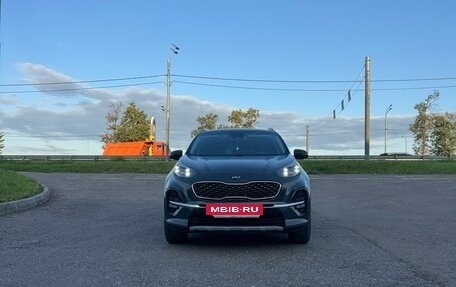 KIA Sportage IV рестайлинг, 2018 год, 2 640 000 рублей, 2 фотография
