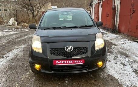 Toyota Vitz, 2006 год, 550 000 рублей, 2 фотография