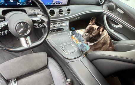 Mercedes-Benz E-Класс, 2020 год, 3 200 000 рублей, 7 фотография