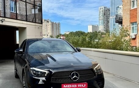 Mercedes-Benz E-Класс, 2020 год, 3 200 000 рублей, 5 фотография