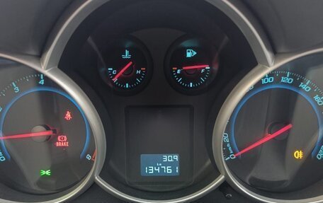 Chevrolet Cruze II, 2011 год, 599 990 рублей, 8 фотография