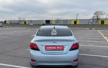 Hyundai Solaris II рестайлинг, 2012 год, 795 000 рублей, 4 фотография