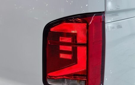 Volkswagen Caravelle T6 рестайлинг, 2021 год, 3 800 000 рублей, 23 фотография