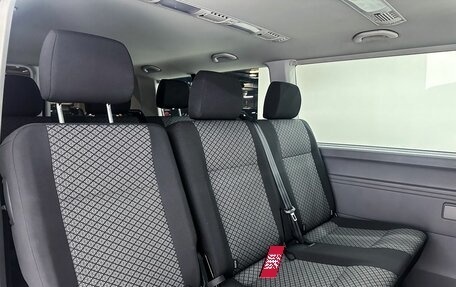 Volkswagen Caravelle T6 рестайлинг, 2021 год, 3 800 000 рублей, 15 фотография