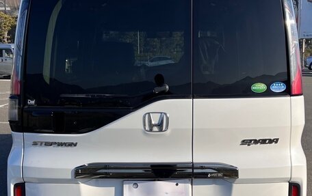 Honda Stepwgn IV, 2017 год, 1 755 000 рублей, 6 фотография