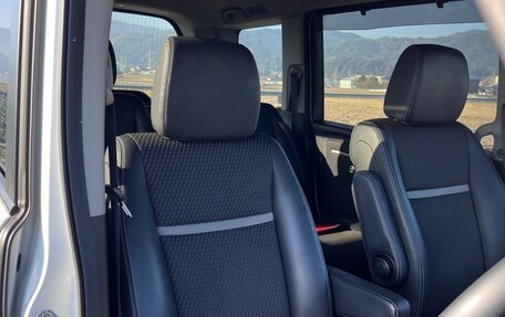 Honda Stepwgn IV, 2017 год, 1 755 000 рублей, 16 фотография