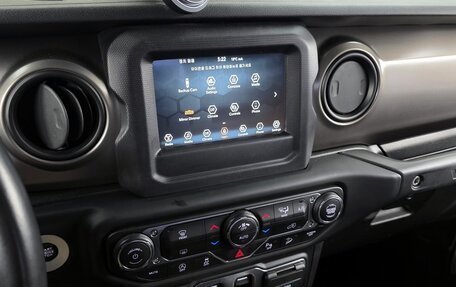 Jeep Wrangler, 2019 год, 3 209 000 рублей, 11 фотография