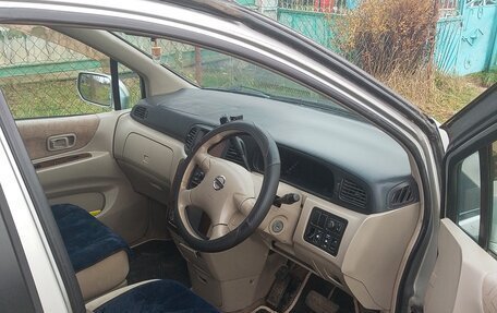 Nissan Liberty, 2001 год, 300 000 рублей, 3 фотография