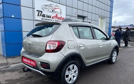 Renault Sandero II рестайлинг, 2015 год, 797 000 рублей, 3 фотография