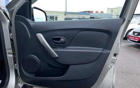 Renault Sandero II рестайлинг, 2015 год, 797 000 рублей, 17 фотография