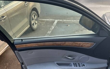 BMW 5 серия, 2009 год, 940 000 рублей, 1 фотография