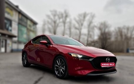 Mazda 3, 2019 год, 1 800 000 рублей, 1 фотография