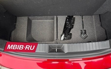 Mazda 3, 2019 год, 1 800 000 рублей, 15 фотография