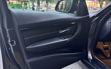 BMW 3 серия, 2018 год, 2 350 000 рублей, 12 фотография