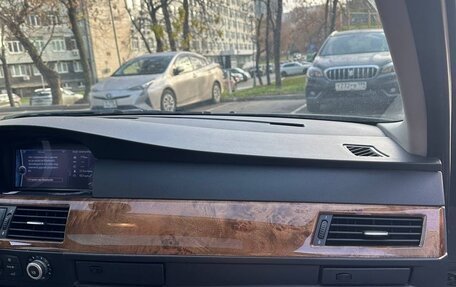 BMW 5 серия, 2009 год, 940 000 рублей, 6 фотография