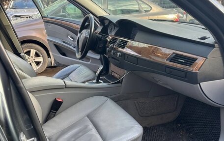 BMW 5 серия, 2009 год, 940 000 рублей, 9 фотография