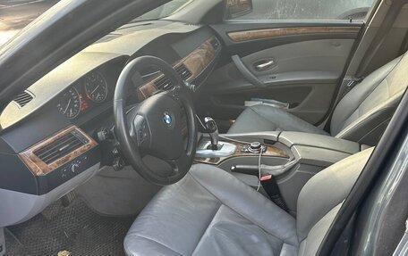 BMW 5 серия, 2009 год, 940 000 рублей, 3 фотография