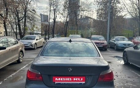 BMW 5 серия, 2009 год, 940 000 рублей, 15 фотография
