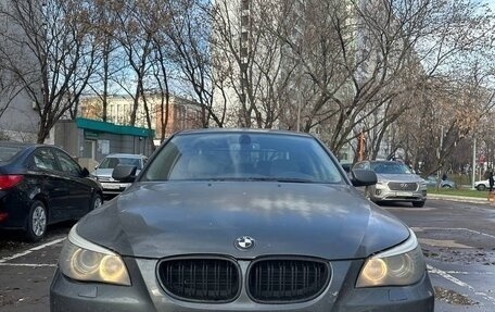 BMW 5 серия, 2009 год, 940 000 рублей, 18 фотография