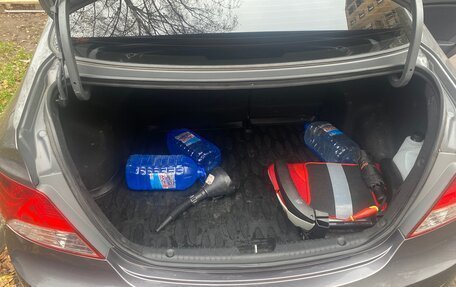 Hyundai Solaris II рестайлинг, 2013 год, 700 000 рублей, 14 фотография