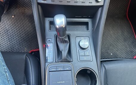 Lexus RC I рестайлинг, 2021 год, 4 300 000 рублей, 12 фотография