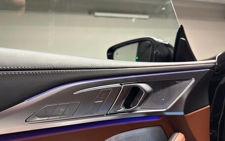 BMW 8 серия, 2023 год, 13 000 000 рублей, 22 фотография