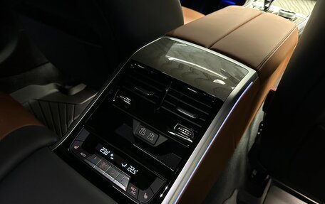 BMW 8 серия, 2023 год, 13 000 000 рублей, 35 фотография