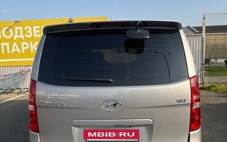 Hyundai Grand Starex Grand Starex I рестайлинг 2, 2016 год, 2 870 000 рублей, 4 фотография