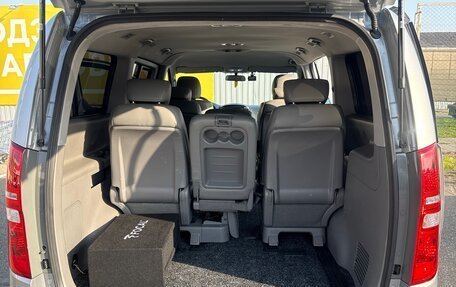 Hyundai Grand Starex Grand Starex I рестайлинг 2, 2016 год, 2 870 000 рублей, 11 фотография