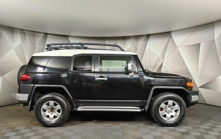 Toyota FJ Cruiser, 2006 год, 2 395 000 рублей, 6 фотография