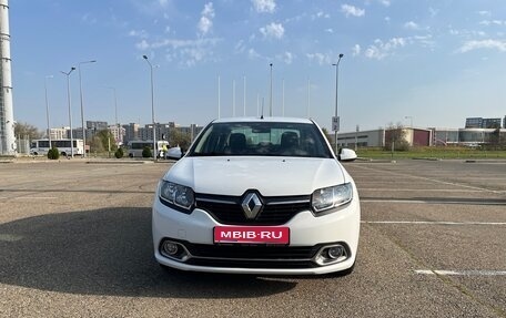 Renault Logan II, 2017 год, 640 000 рублей, 1 фотография