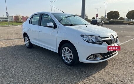 Renault Logan II, 2017 год, 640 000 рублей, 3 фотография