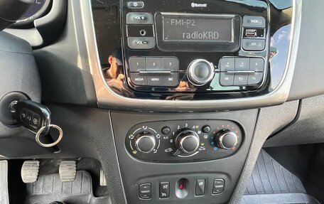 Renault Logan II, 2017 год, 640 000 рублей, 17 фотография