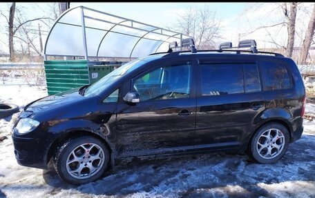 Volkswagen Touran III, 2007 год, 630 000 рублей, 5 фотография