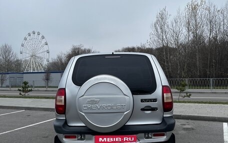Chevrolet Niva I рестайлинг, 2004 год, 405 000 рублей, 4 фотография