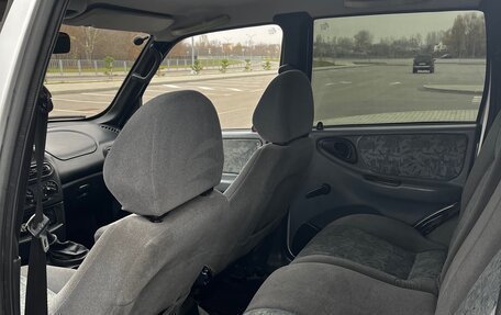 Chevrolet Niva I рестайлинг, 2004 год, 405 000 рублей, 14 фотография