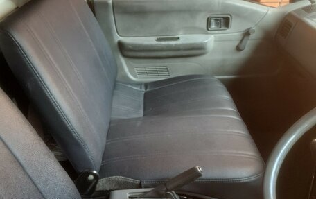 Mazda Bongo III, 1998 год, 720 000 рублей, 10 фотография