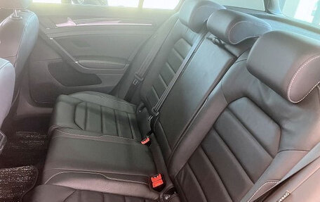 Volkswagen Golf VII, 2020 год, 1 250 035 рублей, 13 фотография