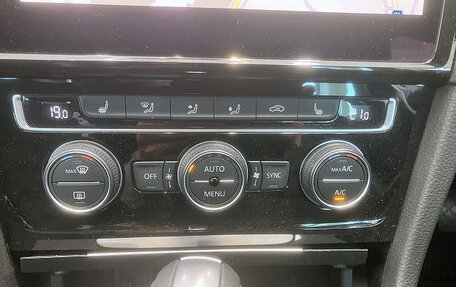 Volkswagen Golf VII, 2020 год, 1 250 035 рублей, 16 фотография