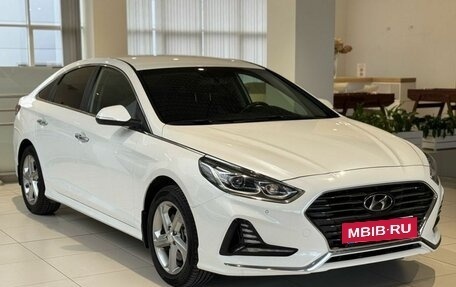 Hyundai Sonata VII, 2019 год, 1 890 000 рублей, 3 фотография