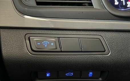 Hyundai Sonata VII, 2019 год, 1 890 000 рублей, 13 фотография