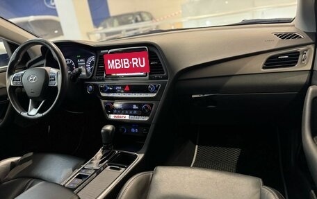 Hyundai Sonata VII, 2019 год, 1 890 000 рублей, 28 фотография