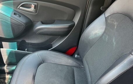 Hyundai ix35 I рестайлинг, 2010 год, 775 000 рублей, 14 фотография