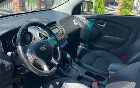 Hyundai ix35 I рестайлинг, 2010 год, 775 000 рублей, 10 фотография